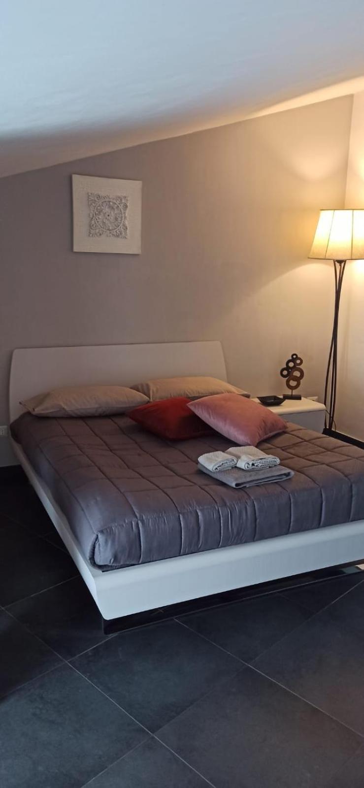 Elegante Appartamento Privato In Palazzo Storico Del XVIII - Pieno Centro Nicosia Exteriör bild