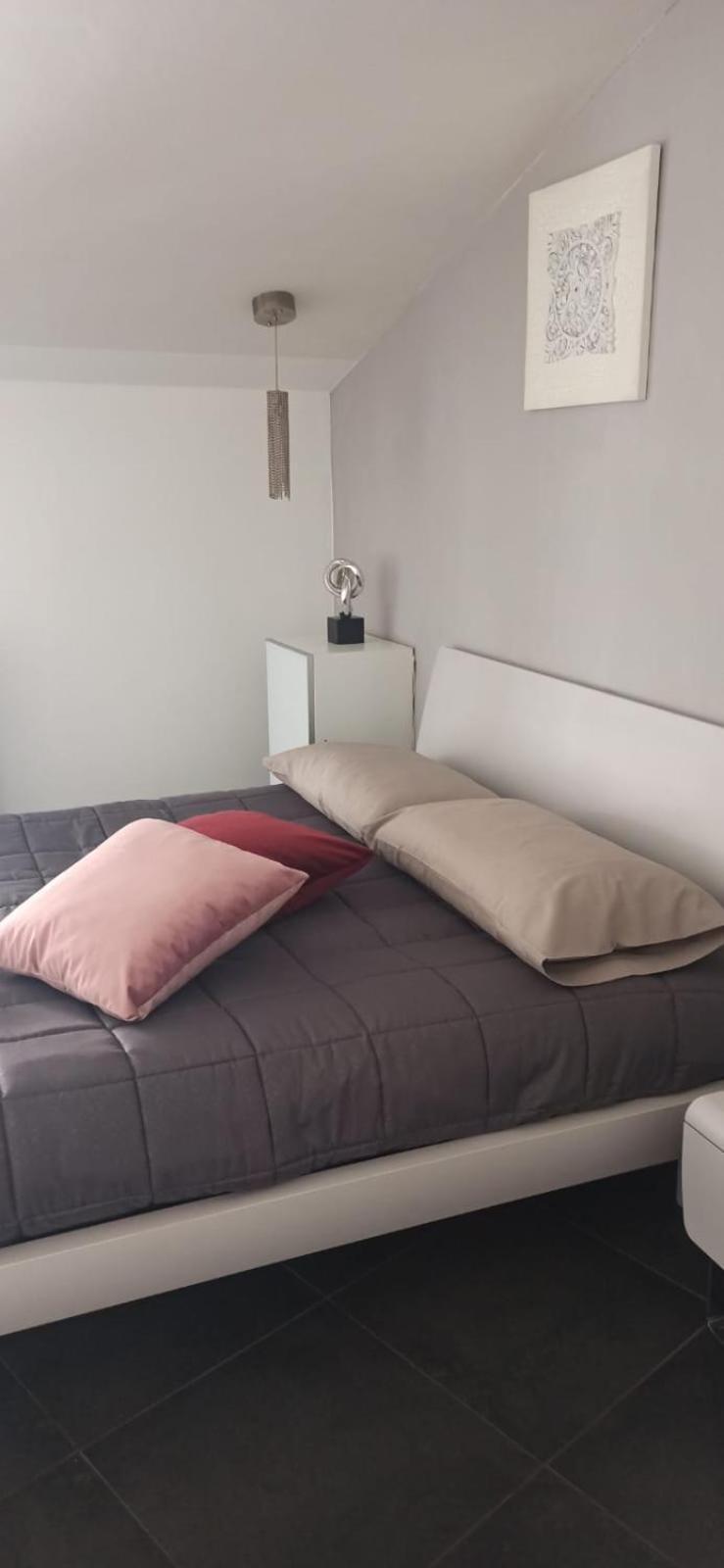 Elegante Appartamento Privato In Palazzo Storico Del XVIII - Pieno Centro Nicosia Exteriör bild